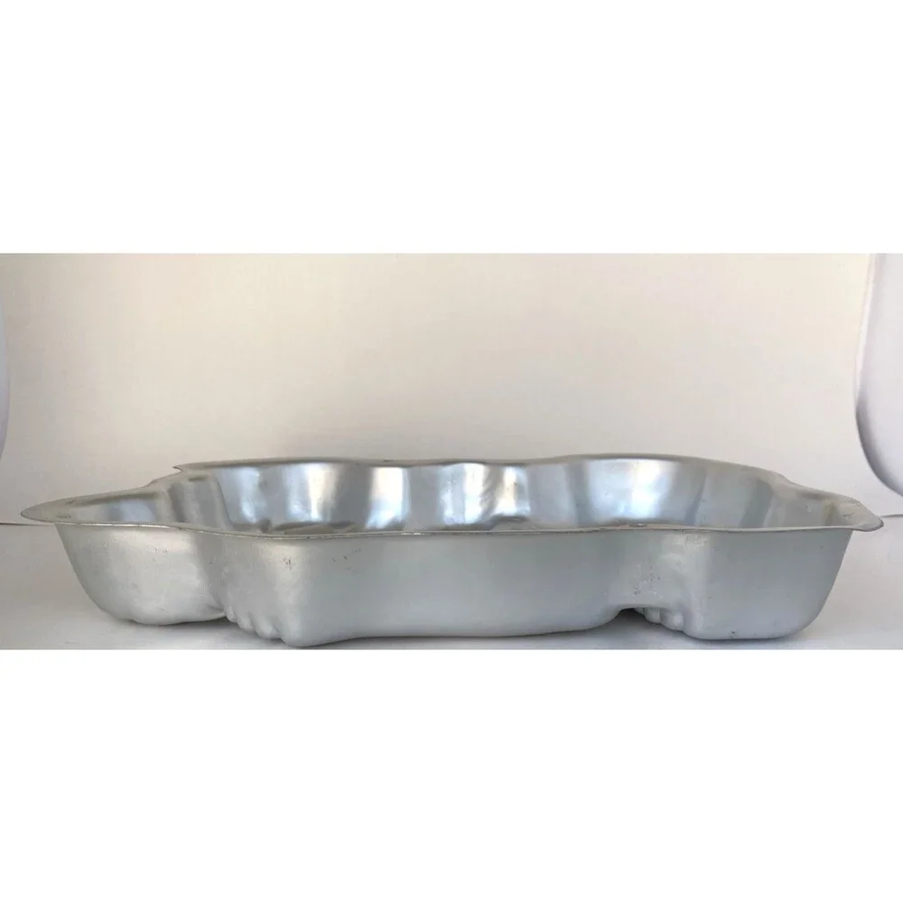 Disney 1996 101 Dalmations Puppy Dog Wilton Cake Pan Baking Mold 2105-3250